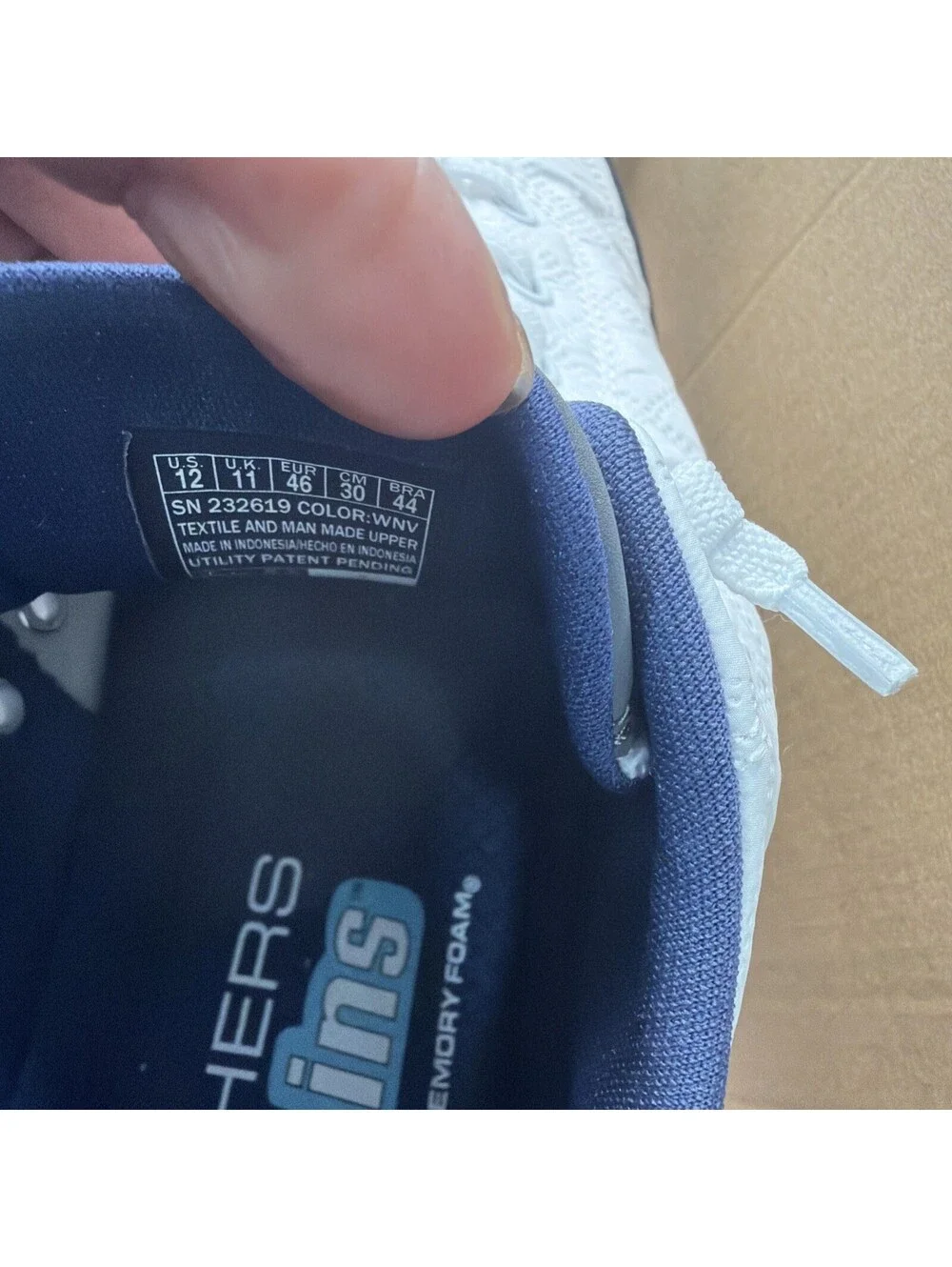 Skechers Slip-Ins Contour Foam Cozy Fit White Navy 232619 WNV Men's Size 12 New
